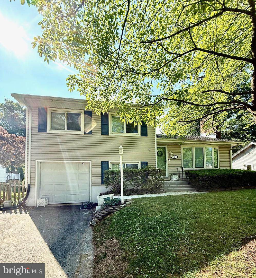 13 Wainwright Drive - Photo 1