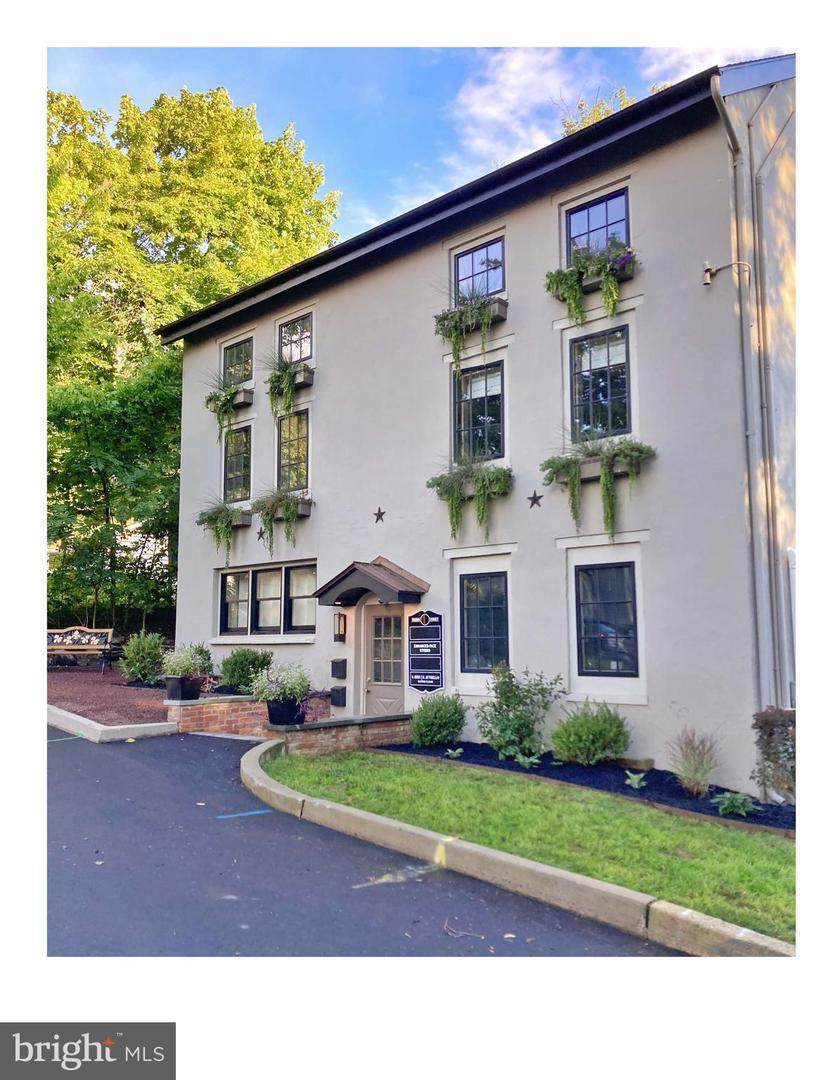 1 Feeder Street - Photo 1