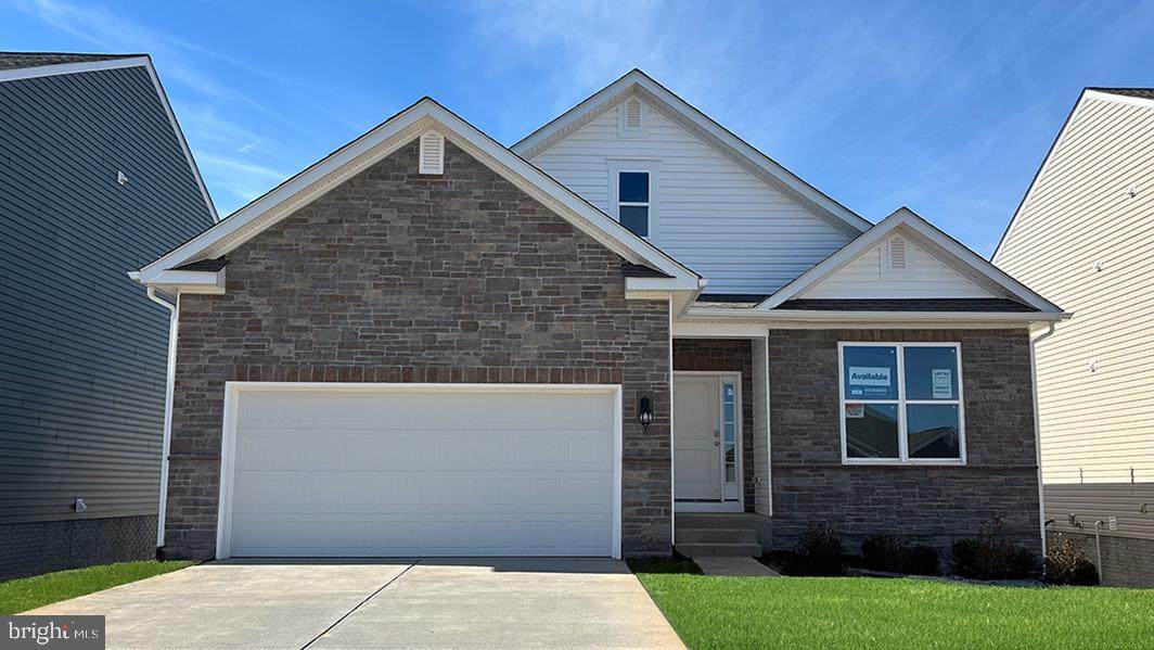 138 Woodford Drive - Photo 1