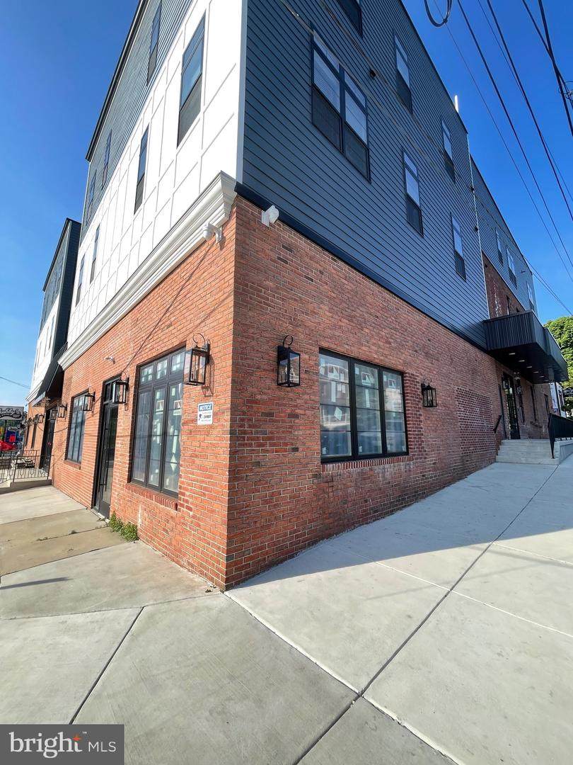 581 Jamestown - Photo 1