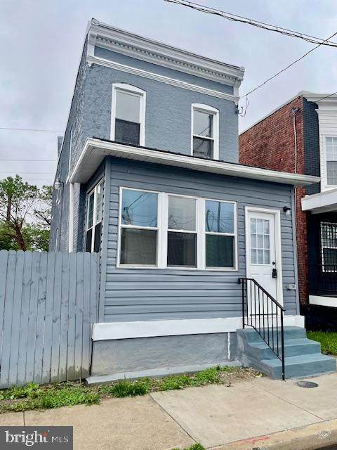263 Hilton Street - Photo 1