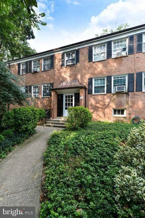 5014 Columbia Pike - Photo 1
