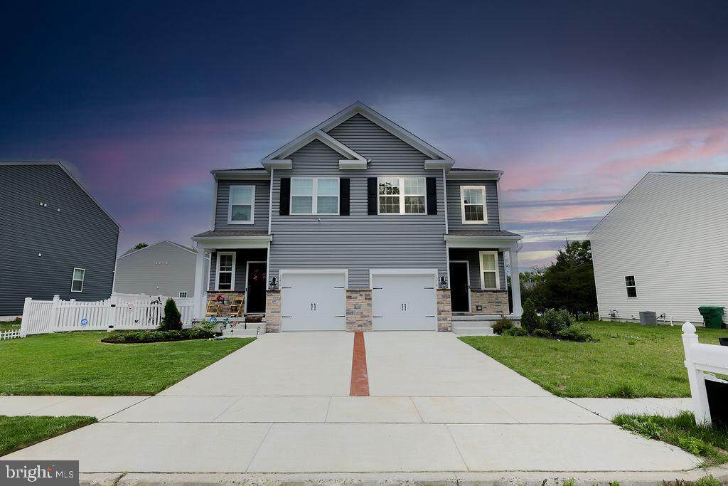 1214 Peterson Way - Photo 1