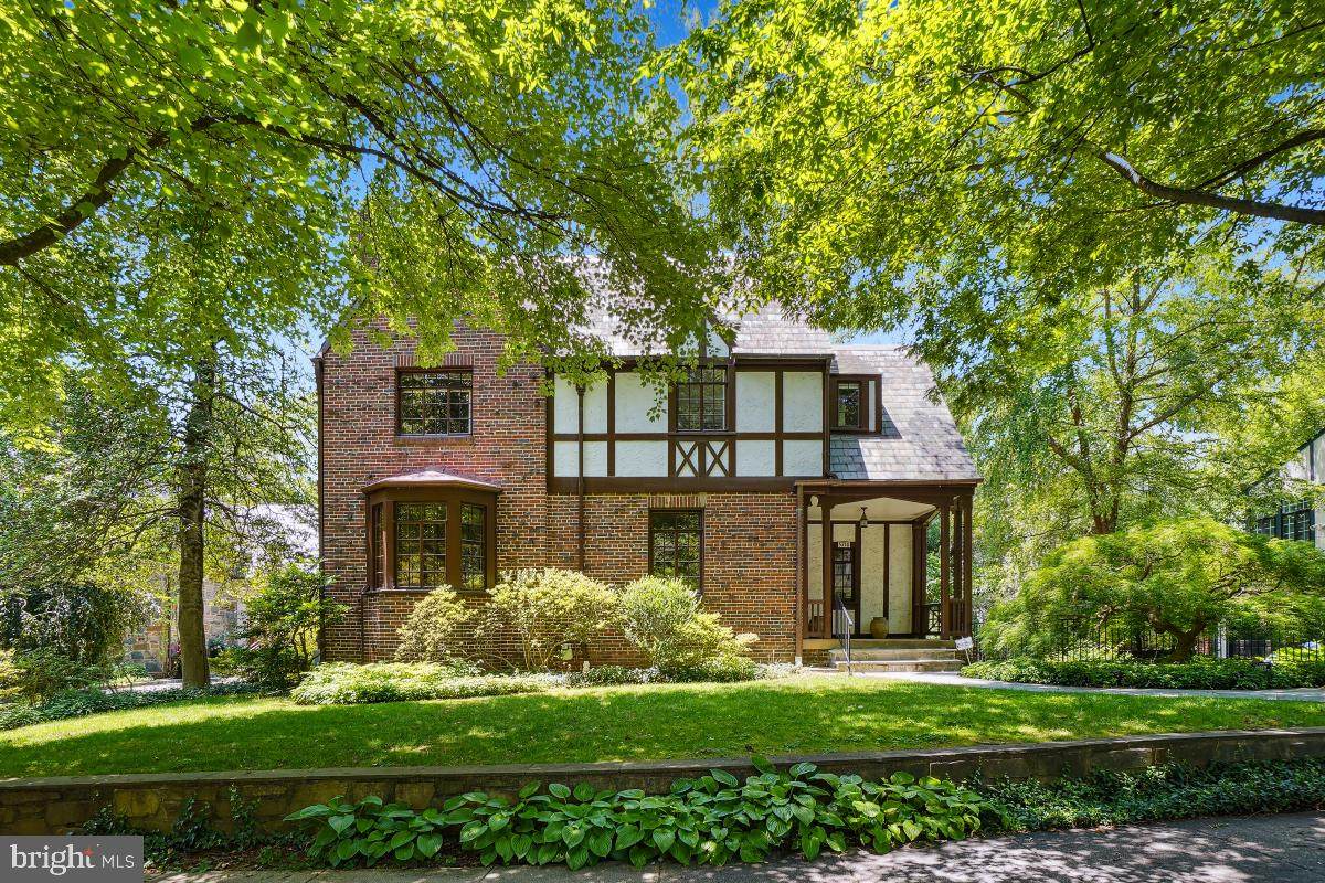 5710 Warwick Place - Photo 1