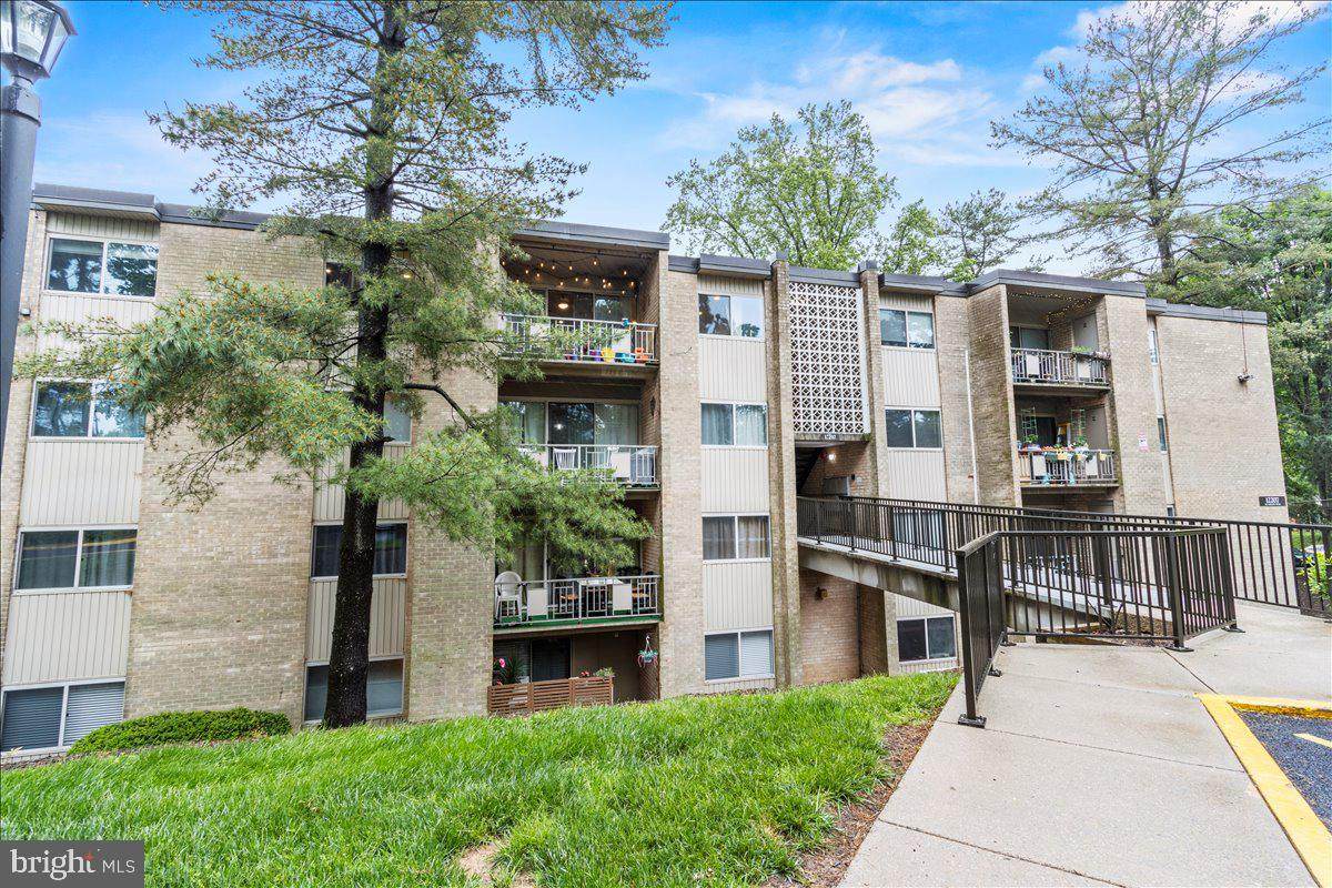 12207 Academy Way - Photo 1