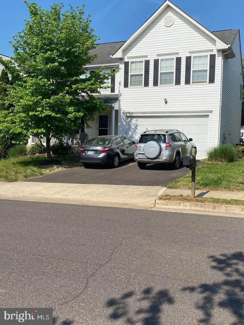 920 Fairwood Drive - Photo 1