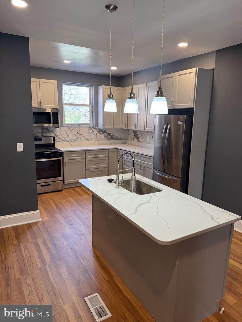 2803 The Alameda - Photo 1