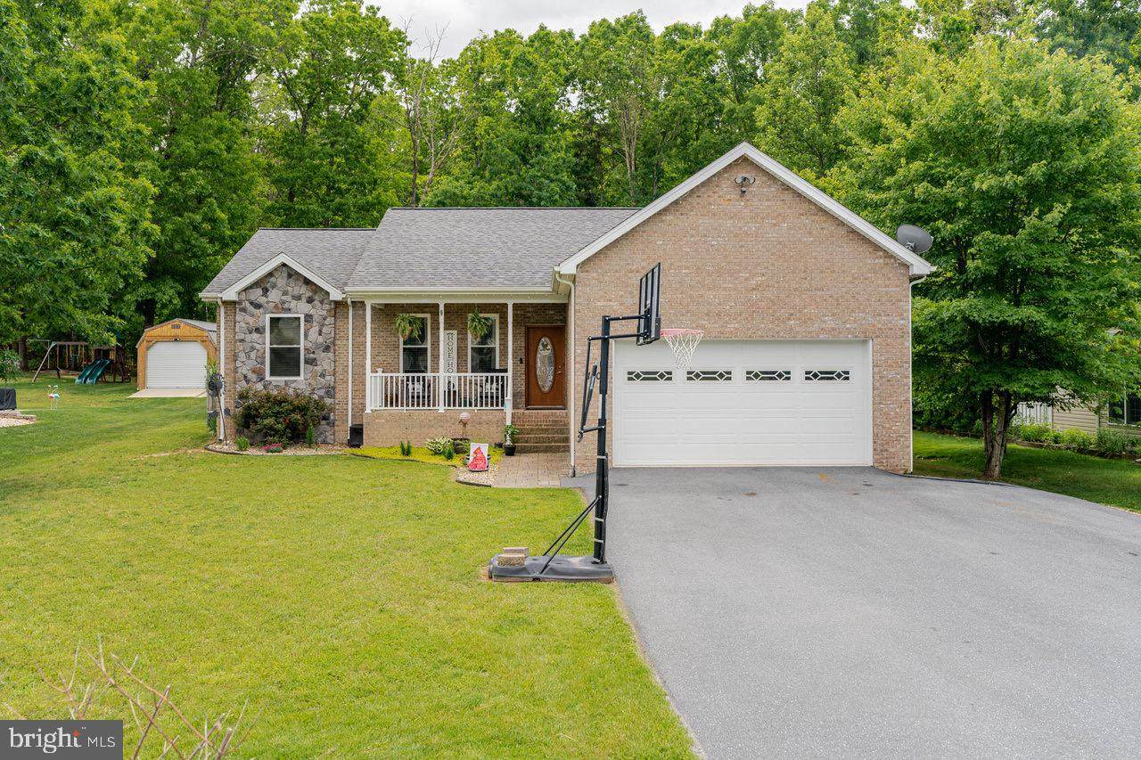 140 Back Road - Photo 1
