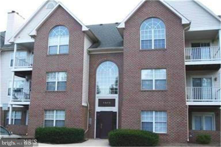 9605 Lake Pointe Court - Photo 1