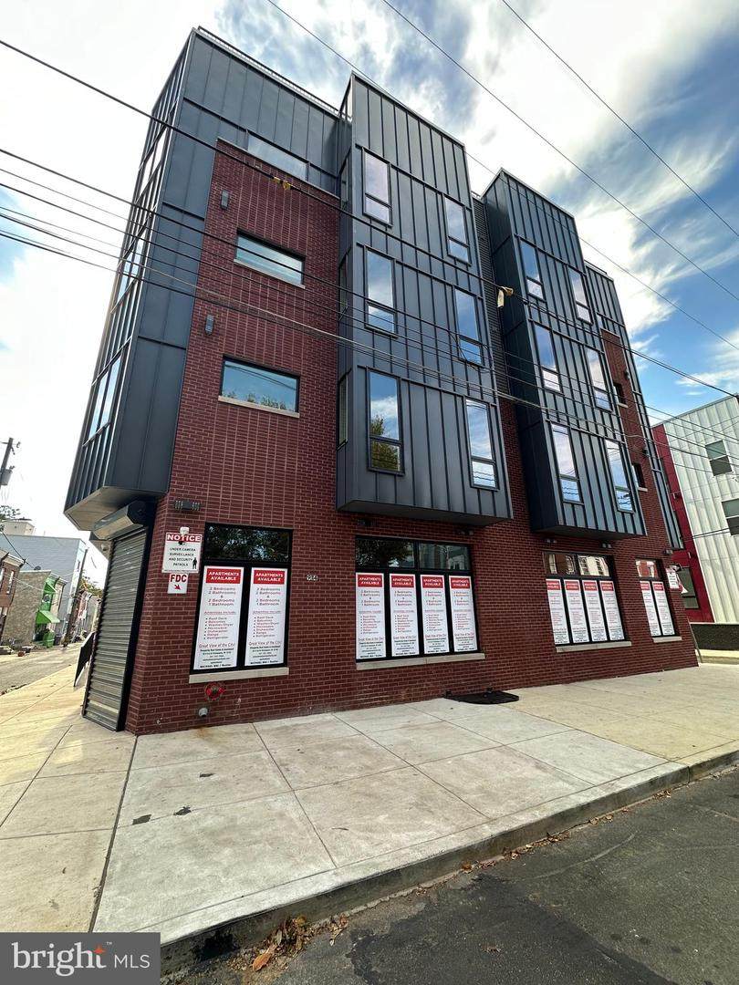 914-18 Susquehanna Avenue - Photo 1