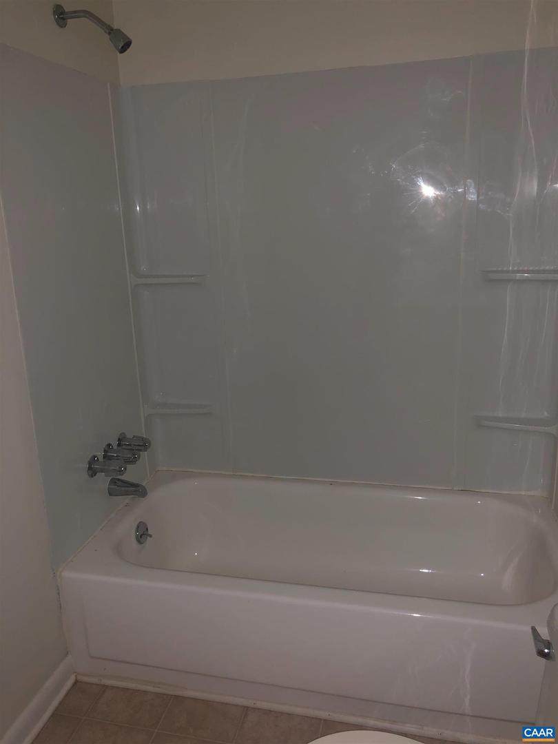 1750 Rosser Ave - Photo 1