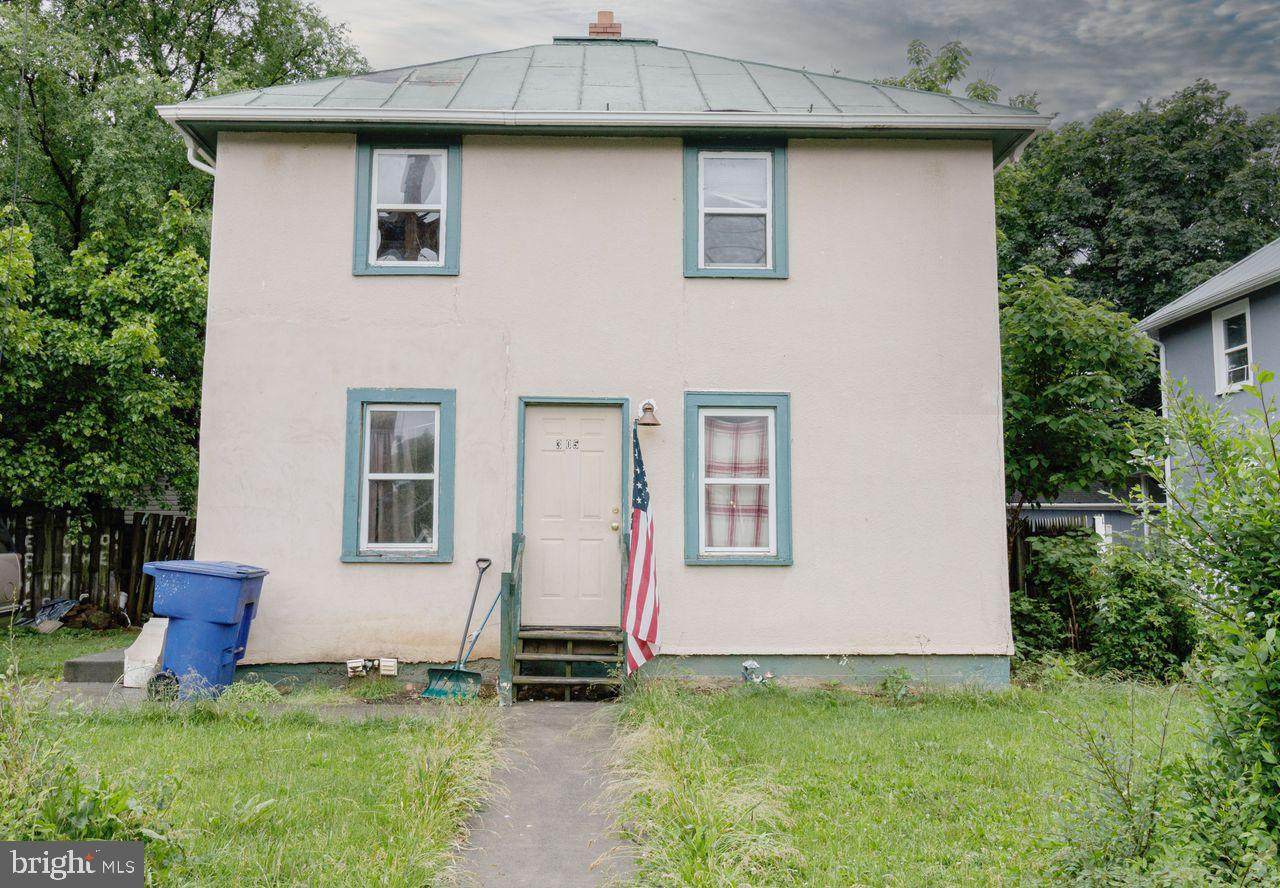 305 Prospect - Photo 1