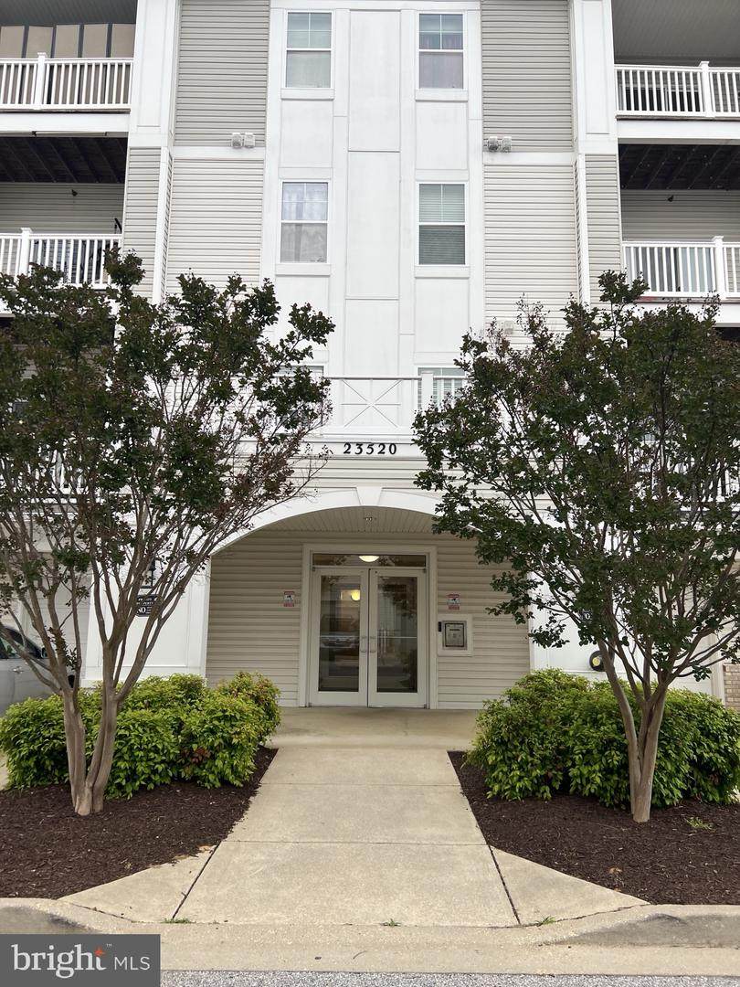 23520 Fdr Boulevard - Photo 1