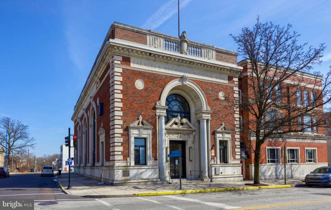 101 Main Street - Photo 1