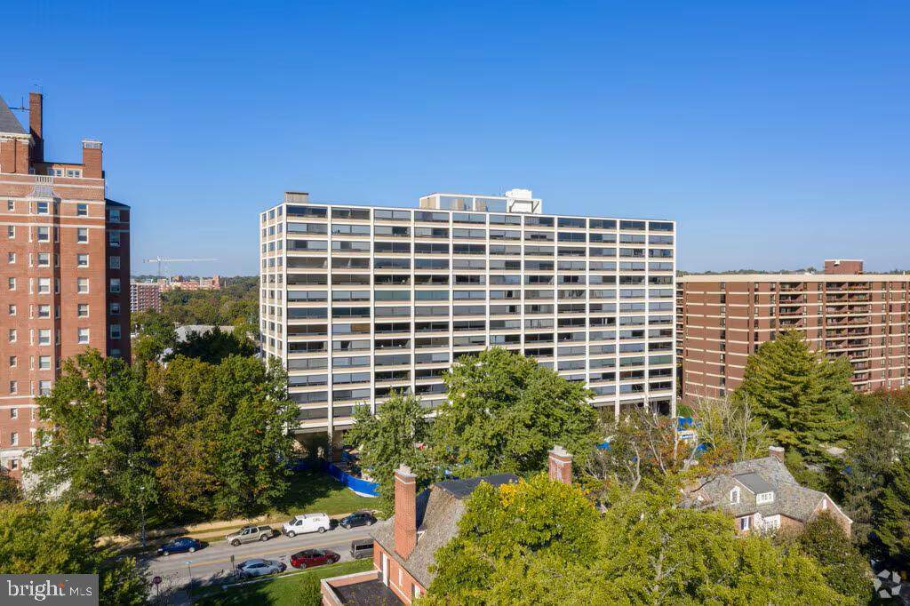 4000 Charles Street - Photo 1