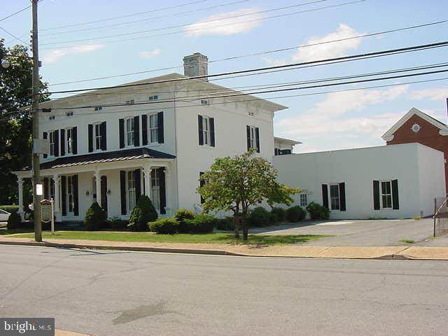 106 Chester Street - Photo 1