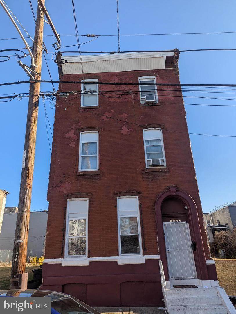 1439 17TH Street - Photo 1