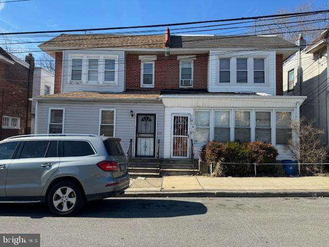 216 7TH Street - Photo 1