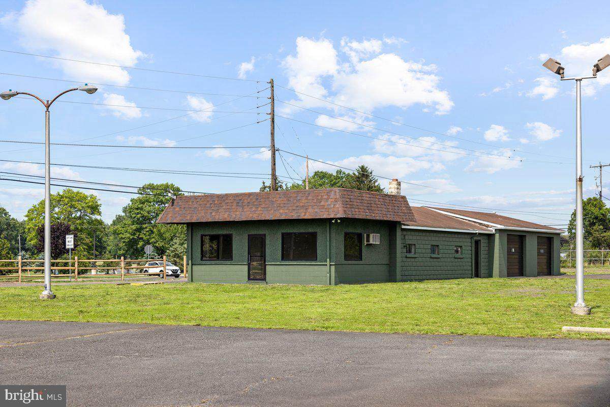 8364 Easton Road - Photo 1