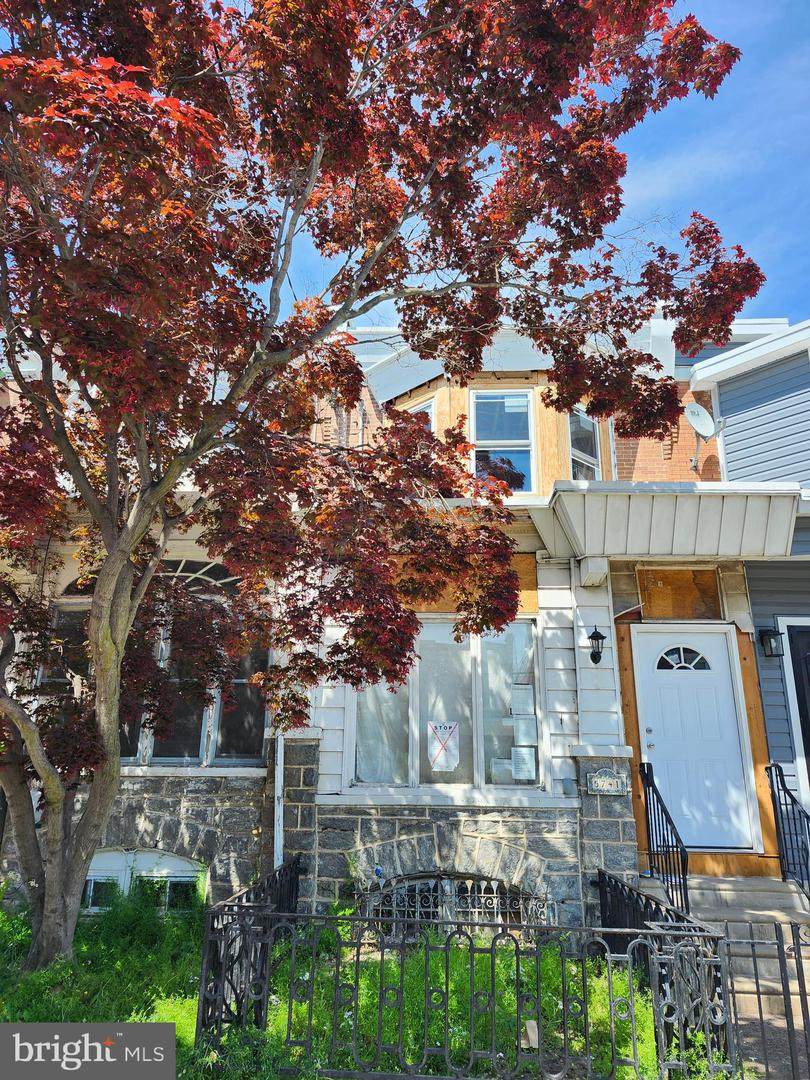 5741 Arch Street - Photo 1