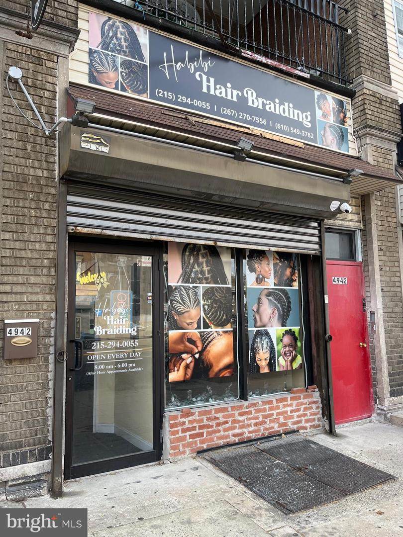 4942 Broad Street - Photo 1