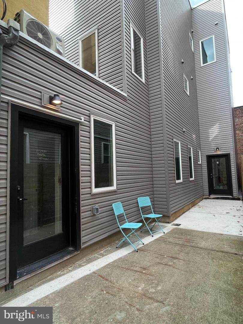 4059 Powelton Avenue - Photo 1