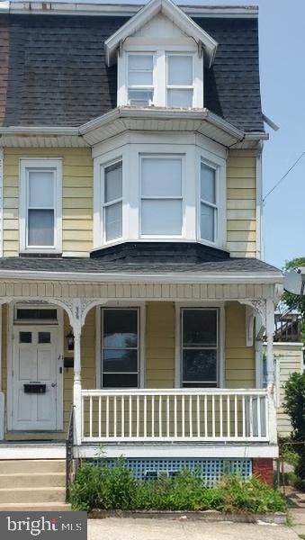 21 9TH Avenue - Photo 1