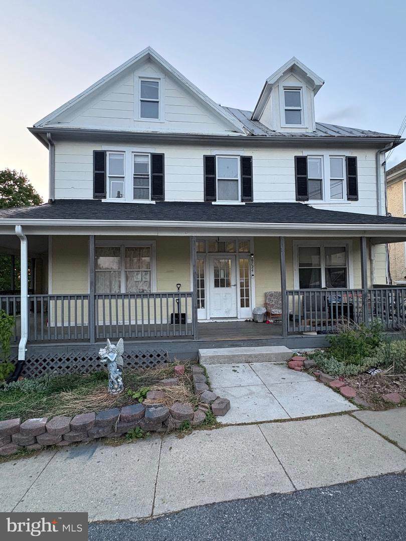 6724 Jefferson Boulevard - Photo 1