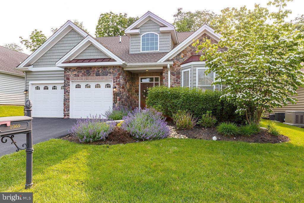 1069 Resolution Drive - Photo 1