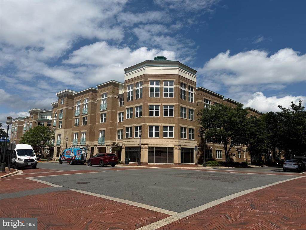12000 Market Street - Photo 1