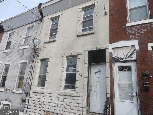 1907 Madison Street - Photo 1