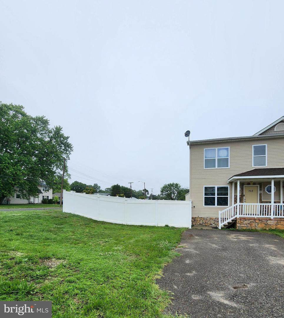 703 Humbert Street - Photo 1