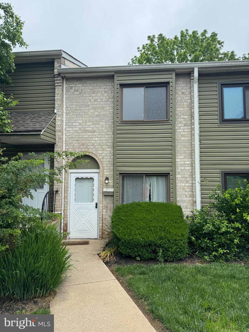 603 Valley Drive - Photo 1
