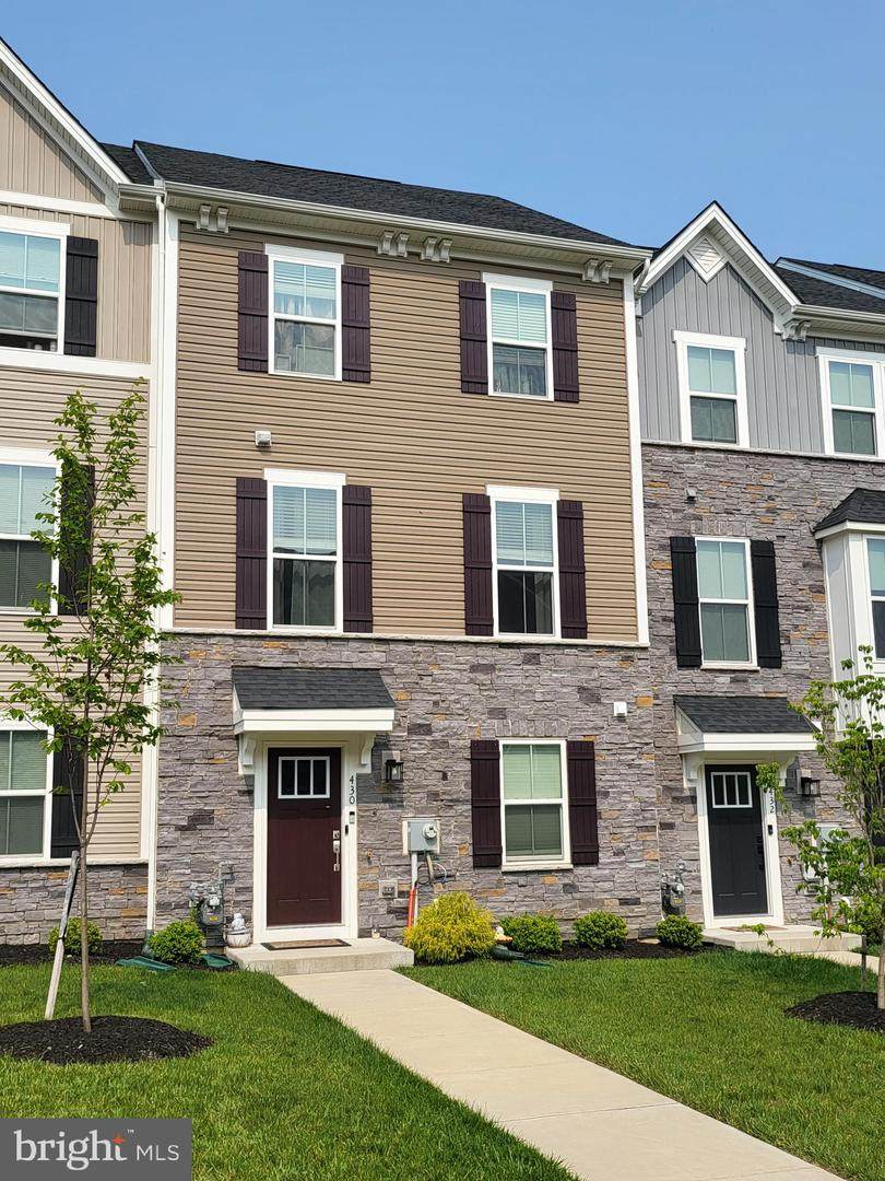 430 Paperbark Square - Photo 1