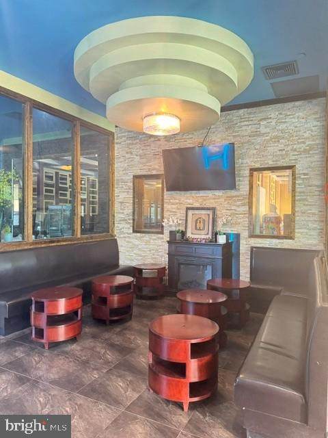 287 Northland Center - Photo 1