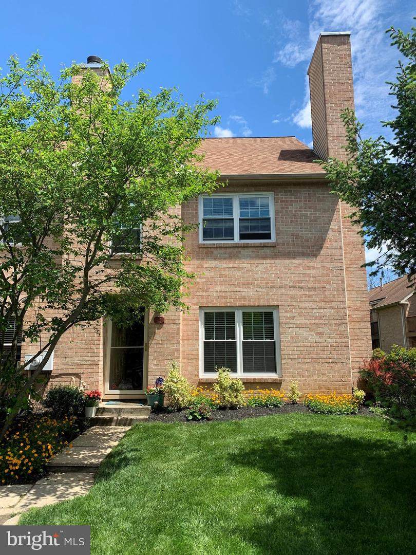 37 Rampart Drive - Photo 1