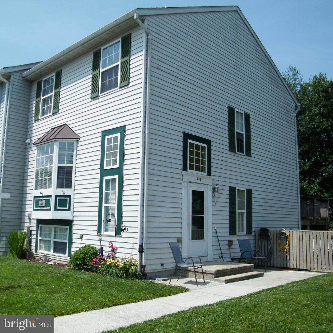 486 Silver Court - Photo 1