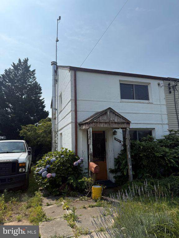 5444 8TH Road - Photo 1