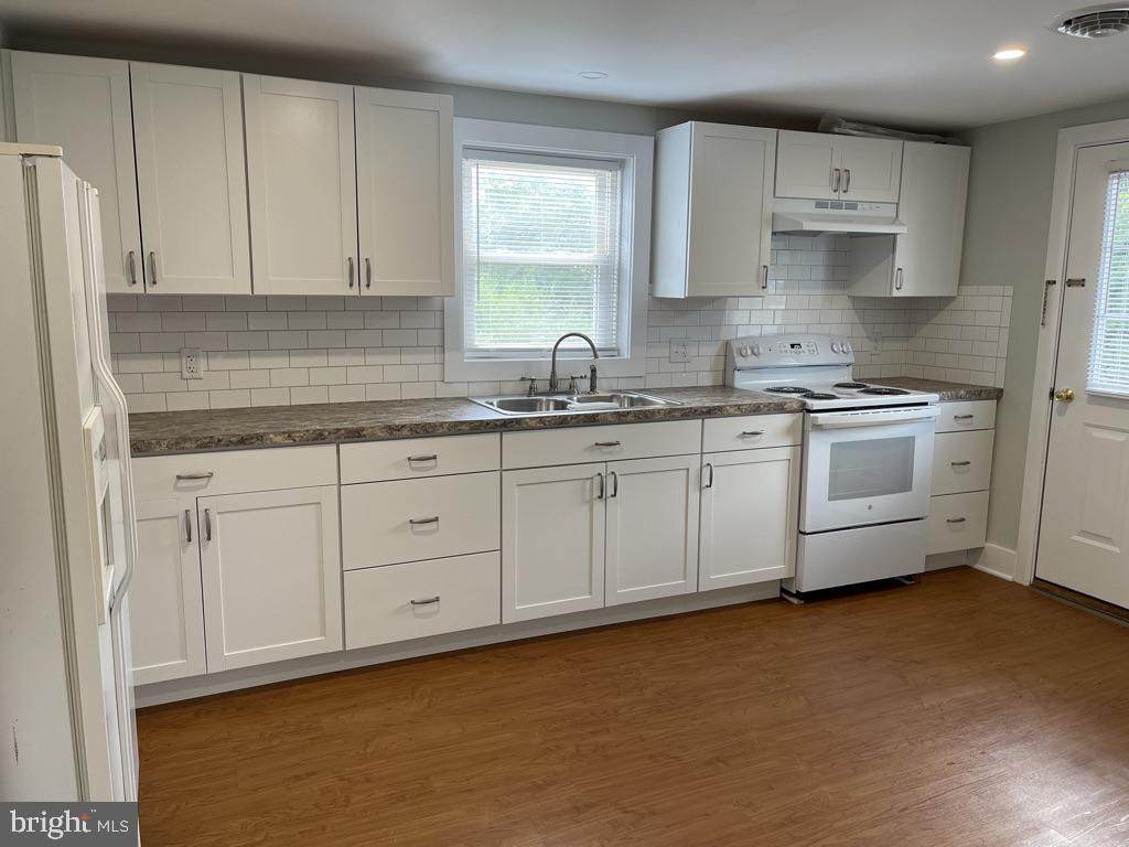 1282 Robert Fulton Highway - Photo 1