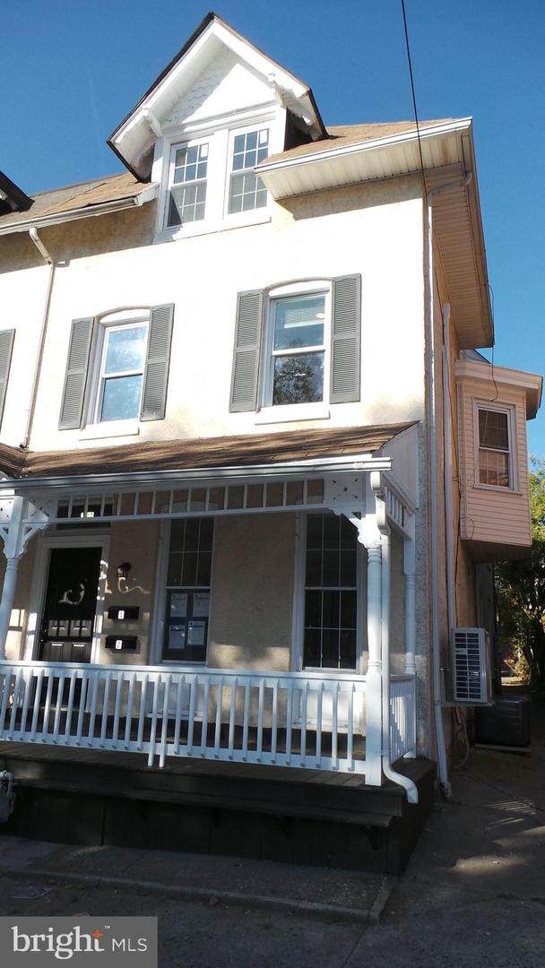 127 Haws Avenue - Photo 1