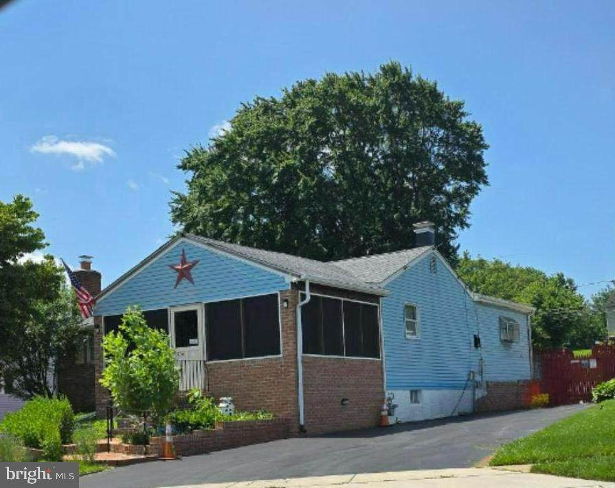 2400 Faulkland Road - Photo 1