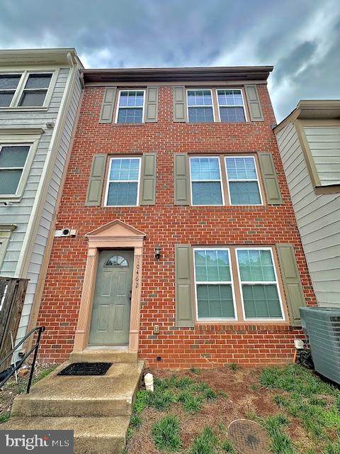 10462 Paradise Court - Photo 1