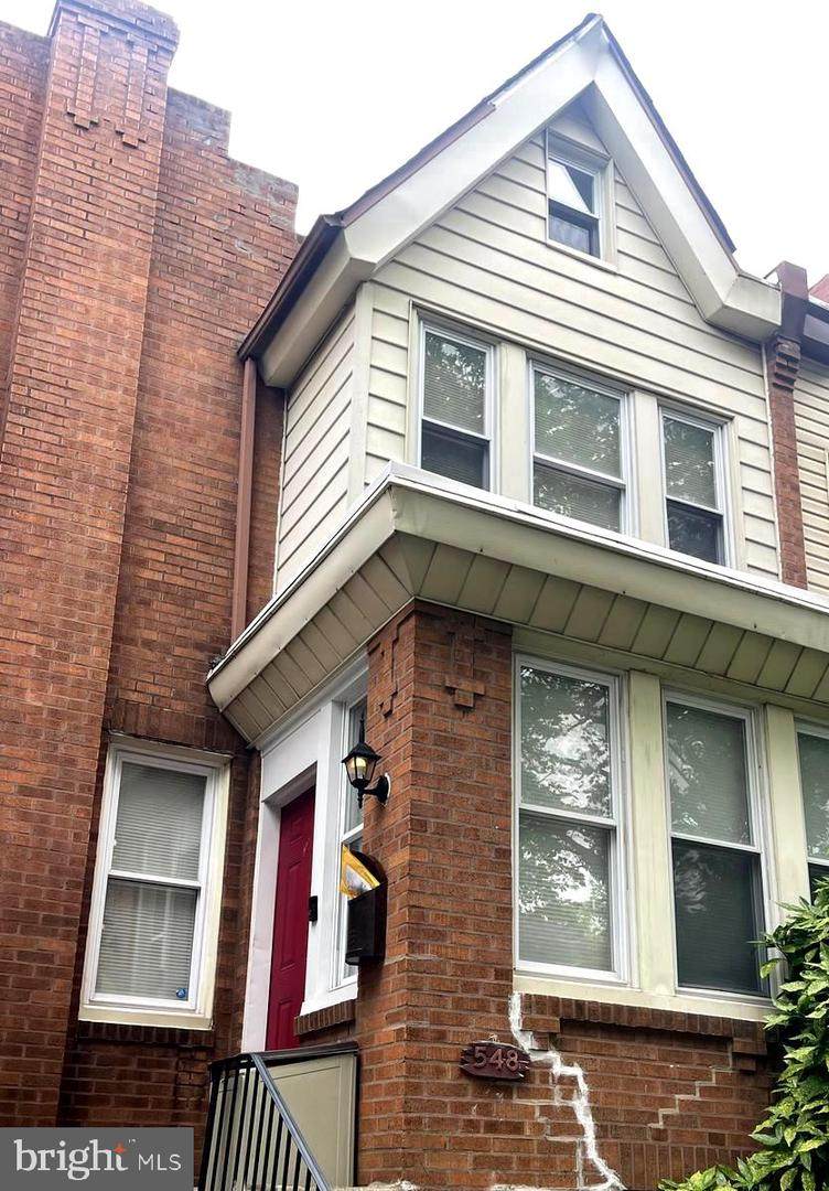 548 Gilham Street - Photo 1