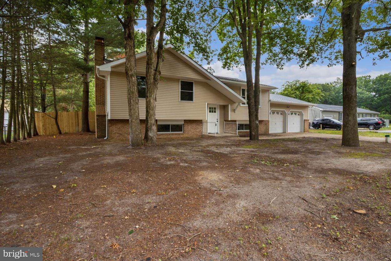 470 Taunton Avenue - Photo 1