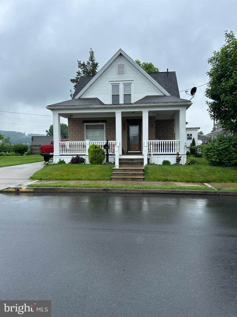 430 Brown Street - Photo 1