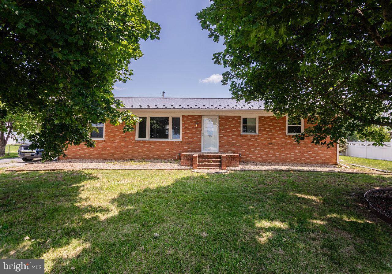 508 Stuart Avenue - Photo 1