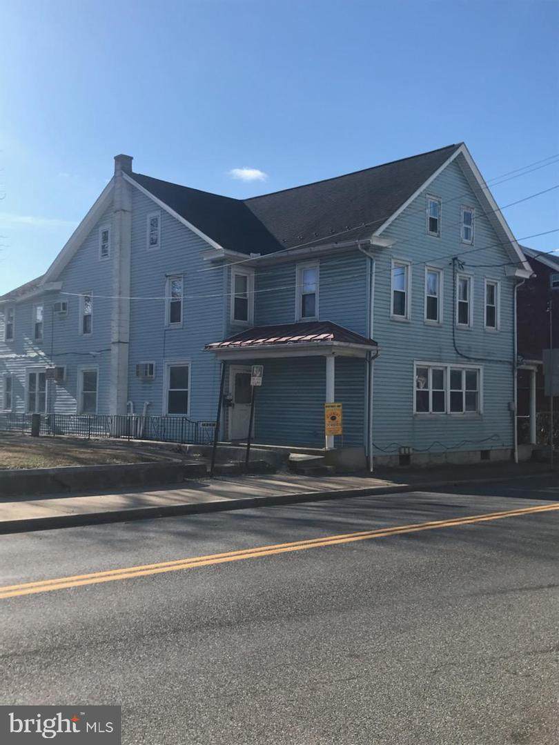 148 High Street - Photo 1