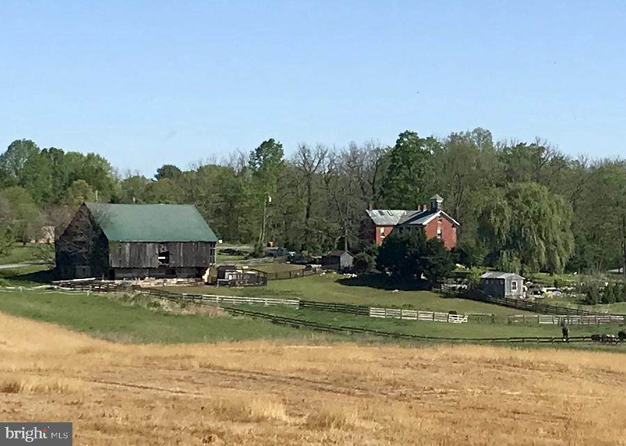 1212 River Road - Photo 1