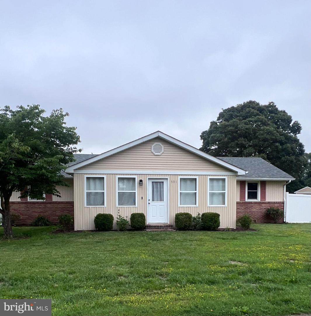501 Chestnut Street - Photo 1