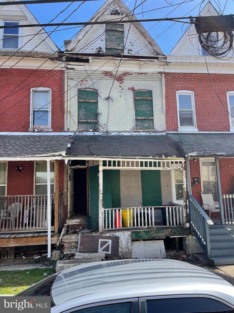 58 End Avenue - Photo 1